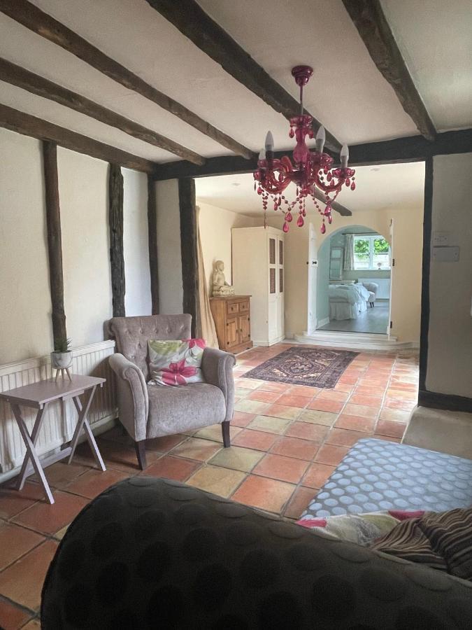 Hébergement de vacances Thatched With Wood Burner 16th Century Oxford